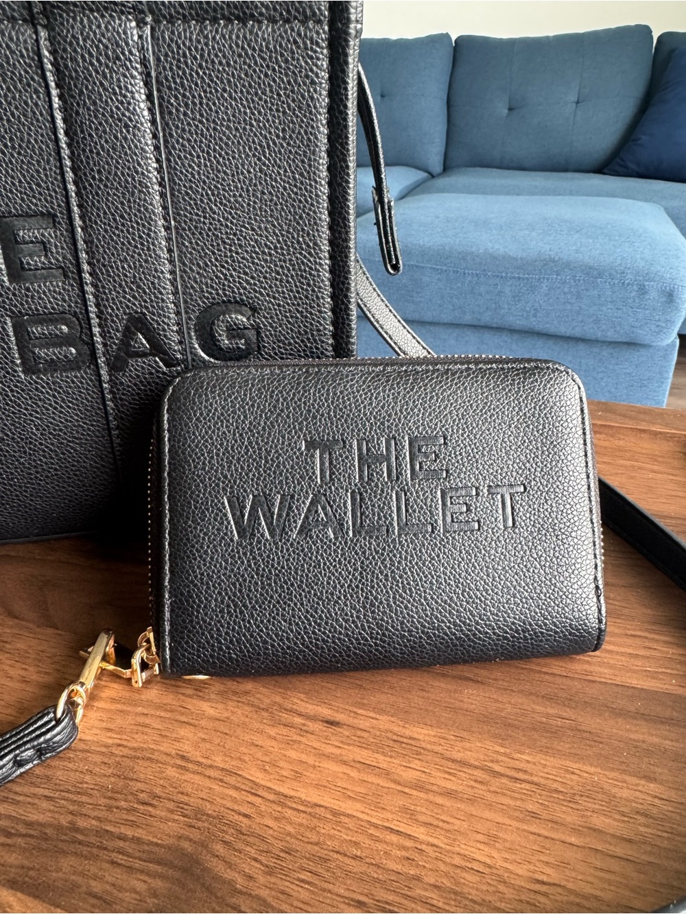 Black 'The Tote Bag' Leather Tote with Matching Wallet - Picture 3 of 12